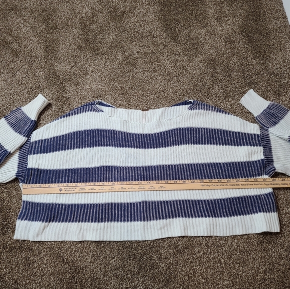 Free People Just My Chunky Striped Cropped Sweater Blue White Size XS - Picture 6 of 7